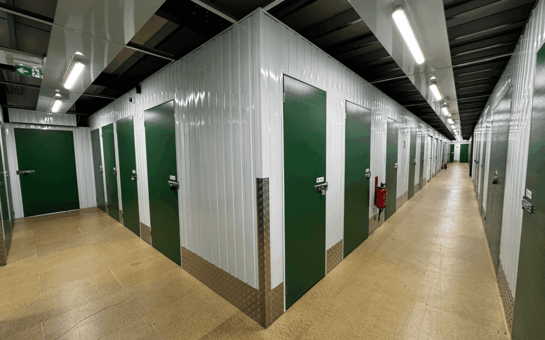 Garde meuble ou self-stockage à Caen : quelle solution choisir selon vos besoins ?