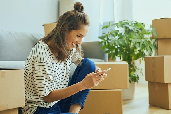 Réservation d'un box de stockage en ligne depuis son téléphone